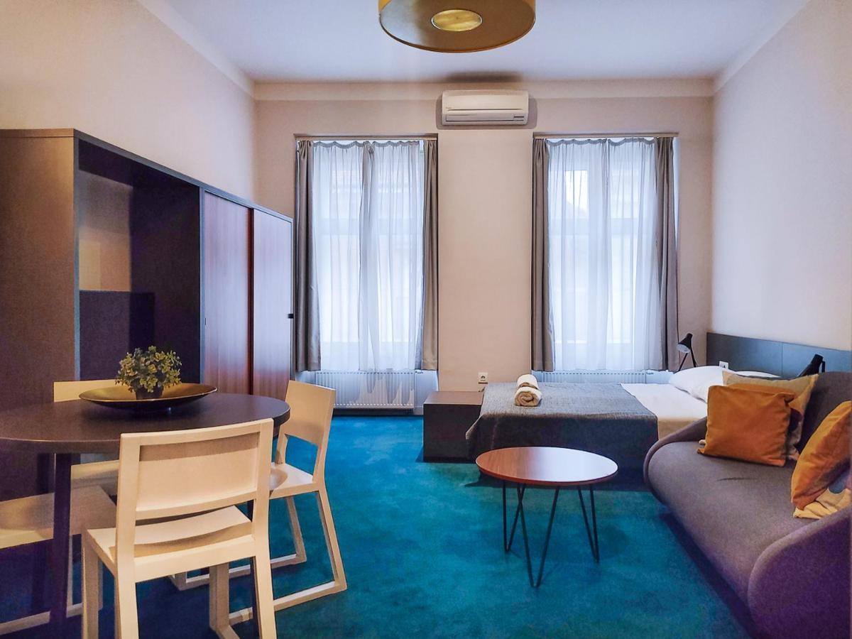 Apartments Cilindar Загреб Экстерьер фото